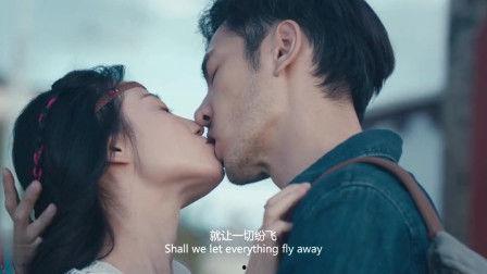 亲嘴视频大床全,揭秘亲嘴视频大床背后的故事